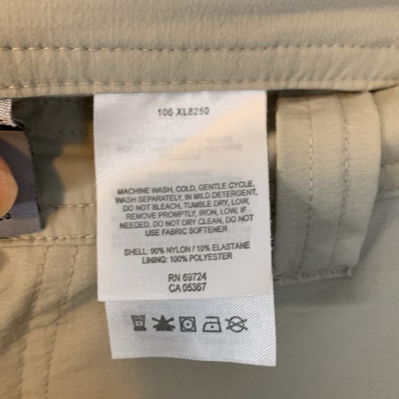 Columbia Titanium Convertible Packable Tan Cargo Pants Women's Size Medium - Picture 7 of 11